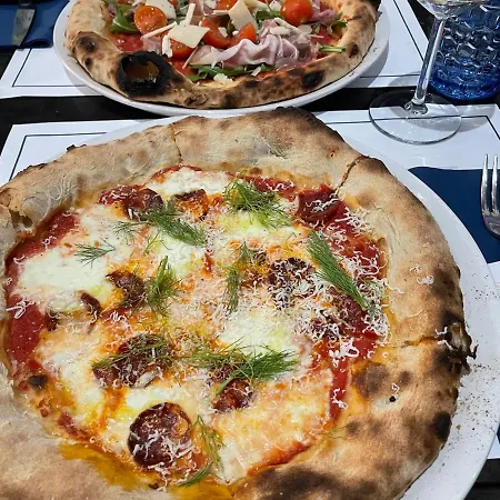 Sardinia House شقة